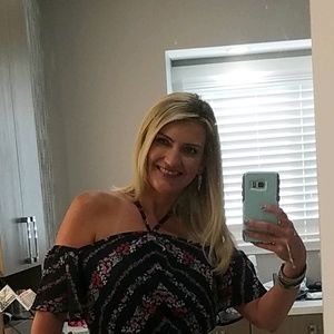 Meet your Posher, Christie